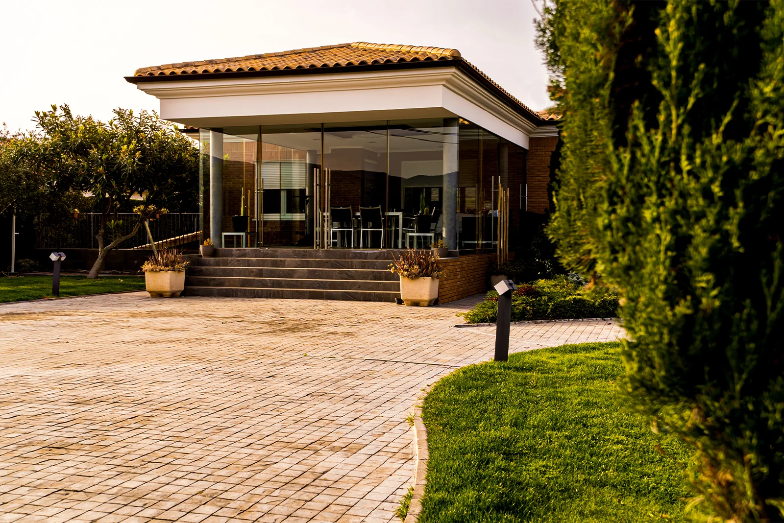 Aménagement extérieur d’un espace de 25 m² à REIMS Aménagement extérieur d’un espace de 25 m² à REIMS