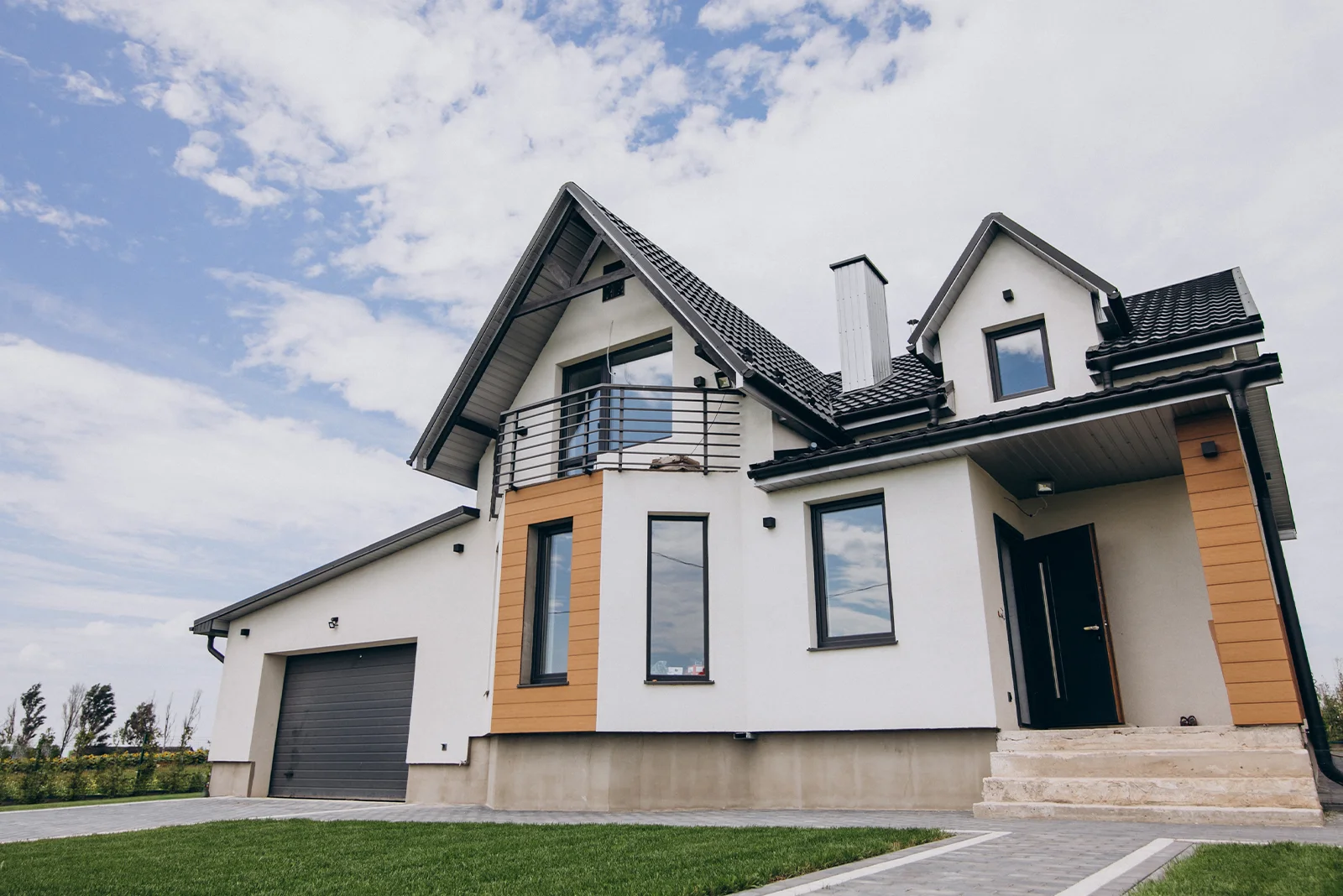 Projet d’extension de maison et d’aménagement de garage réalisé à SAINT-DENIS Projet d’extension de maison et d’aménagement de garage réalisé à SAINT-DENIS