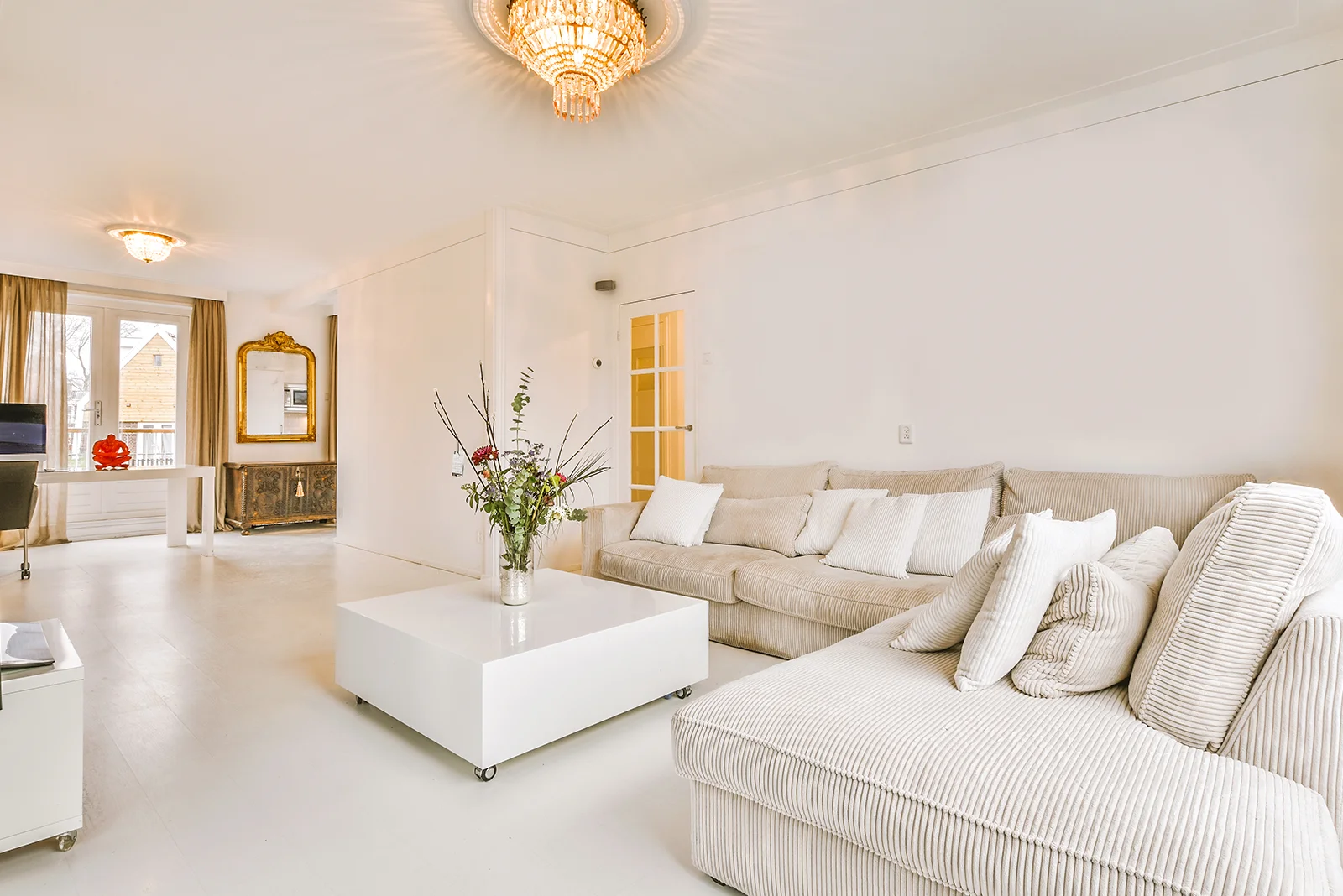 Rénovation de salon pour une maison à TOULOUSE Rénovation de salon pour une maison à TOULOUSE